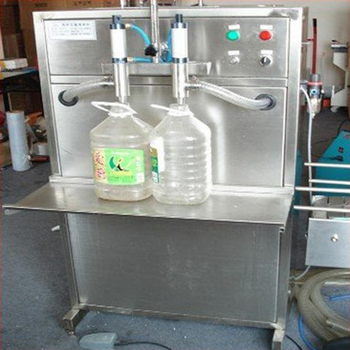 2 heads semi automatic liquid wine olive lub oil filling machines 0.5L-5L1