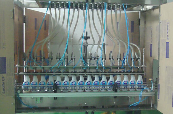 Линеарна течна пенаста стаклена боца опрема за пуњење аутоматских опрема за пуњење стакленки5